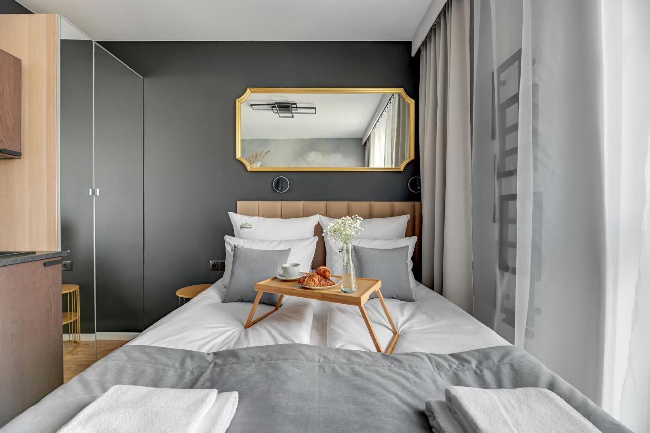 City Center Garden Gates Boutique By Downtown Apartments Gdańsk Exterior foto